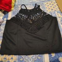 top nero con pizzo 