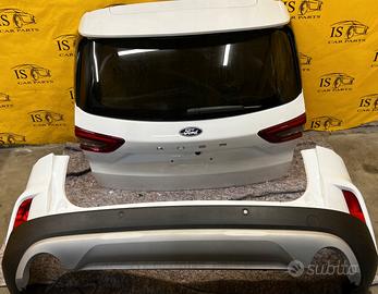 Ford Kuga Posteriore completo