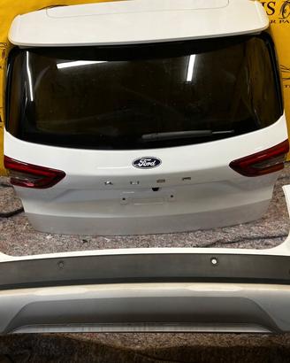 Ford Kuga Posteriore completo
