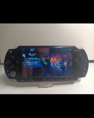 Psp 2000(30 giochi minecraft )+ gioco scarface