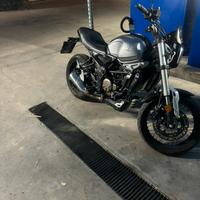 Voge 300