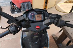 APRILIA SR 50