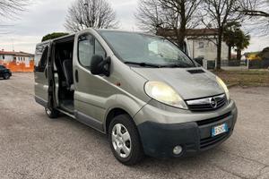 Opel vivaro 9 posti