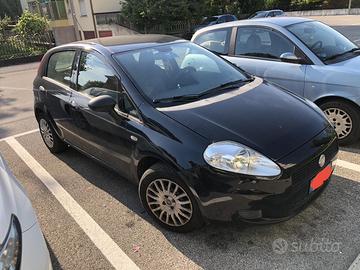 Fiat grande punto 1.4 gpl  77cv 2010