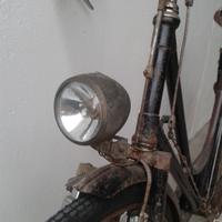 Bici vintage faro basso