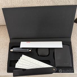 Set da viaggio professionale in pelle nera