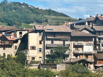 Brentonico- Quadrilocale abitabile