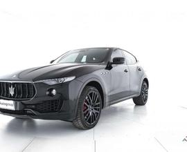 MASERATI Levante V6 430 CV S AWD