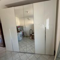 Armadio bianco 6 ante con specchio