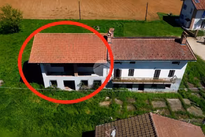 CASA SEMINDIPENDENTE A CHIERI