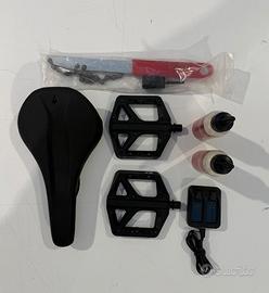 Lotto accessori bici MTB Specialized come da foto