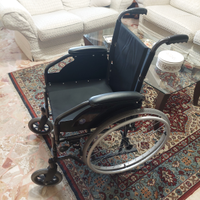 Carrozzina Vermeiren usata pochissimo