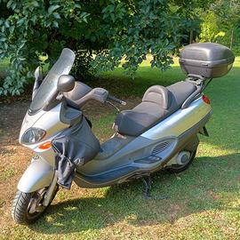 Piaggio X9