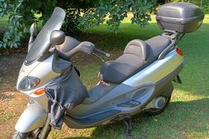 Piaggio X9