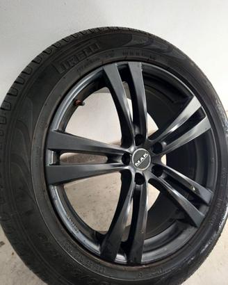 Pneumatici Pirelli Scorpion Verde su cerchi MAK