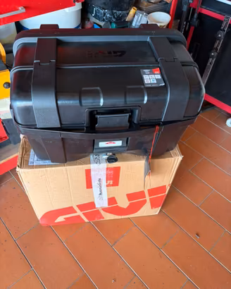 Givi Trekker 46 trk46 nero nuovo monokey