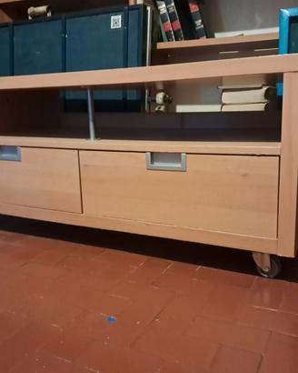 Porta Tv e tavolinetto da salotto ikea