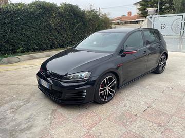 VOLKSWAGEN Golf 7ª serie - 2016