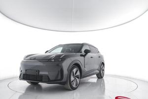 LYNK & CO 08 CORE