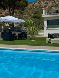 Villa piscina vacanze/ mensili temporanei/ eventi