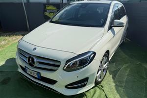 Mercedes-Benz B 180d AUTOMATIC PREMIUM CAMERA FULL