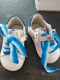 scarpa bimbo n 19 nuova usata  poco