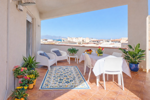 Spiaggia Free per Limoncello a 150 dal mare