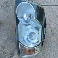 Fanale anteriore freelander 2 2011
