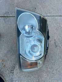 Fanale anteriore freelander 2 2011
