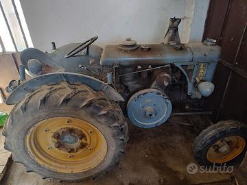 Landini L 30 conservato con molti accessori 