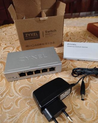 Switch Zyxel 5 porte