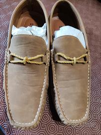 mocassini scamosciati