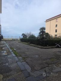 Libero piccolo appartamento sul mare