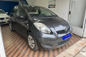 TOYOTA Yaris 2 serie Yaris 1.0 5 porte Now GPL