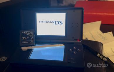 Nintendo Ds con R4 Penna+laccetto ORIGINALE