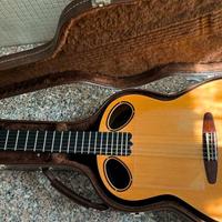 Chitarra classica amplificata Liuteria 2000