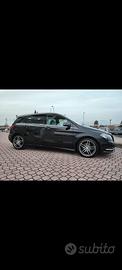 mercedes B200 premium automatica