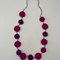 Collana in feltro
