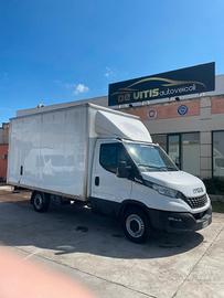 IVECO DAILY 35 S 12 HI-MATIC 2021 KM 90000