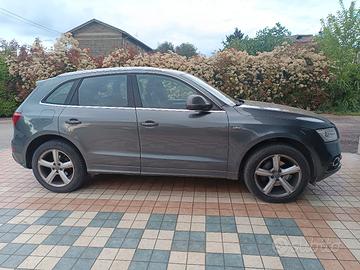 Audi Q5 sline 177cv 2.0
