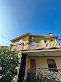 Bifamiliare in zona esclusiva