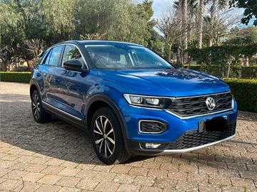 Volkswagen T-Roc 1.0 tsi Advanced