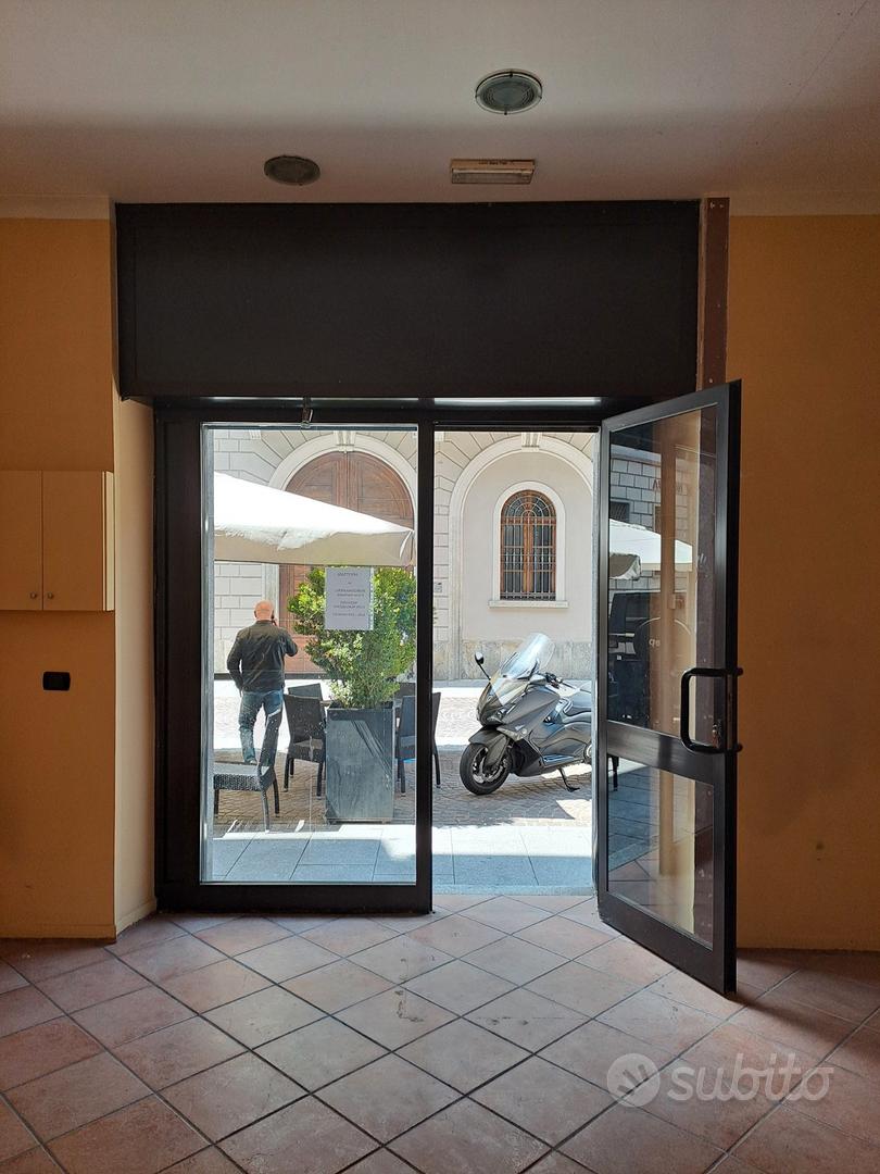 Negozio a Borgomanero - Vista 3