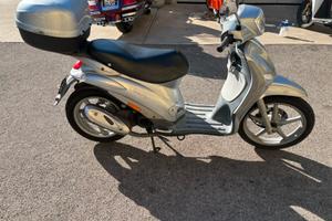 Piaggio liberty 50 scooter