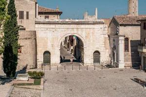 Immobile a Fano (PU)