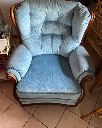 Poltrona classica restaurata