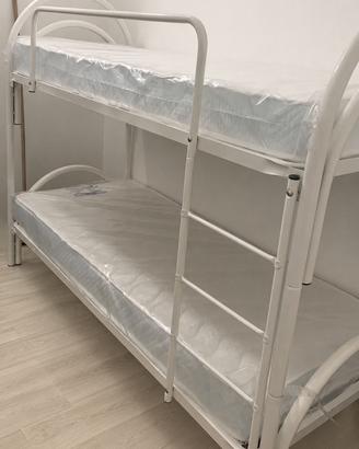 Fabbrica di letto a castello
