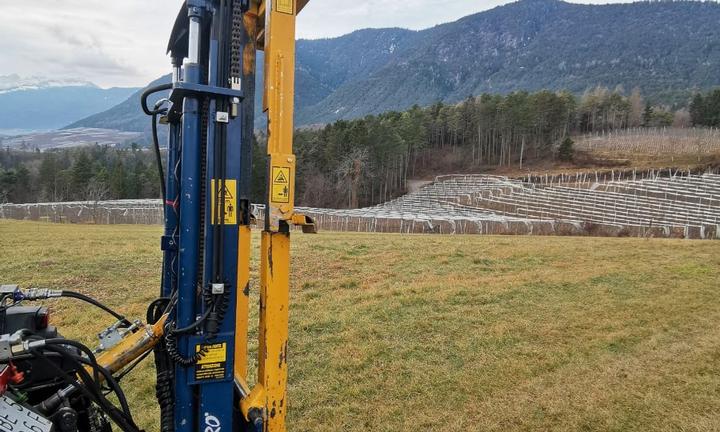 Elevatore idraulico muletto