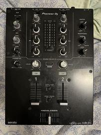 Pioneer DJM-S3 Serato DJ mixer