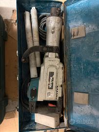 Demolitre makita